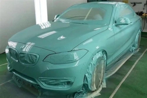 ¿Qué tan pronto se puede aplicar un revestimiento cerámico a un automóvil rec...