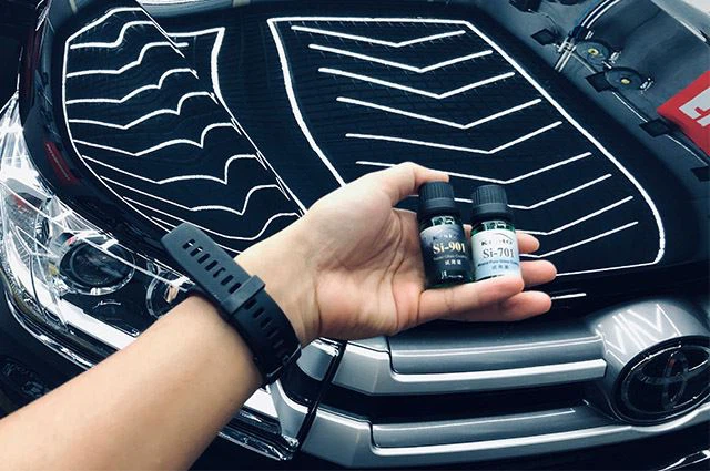 Recubrimiento cerámico de doble capa para automoción